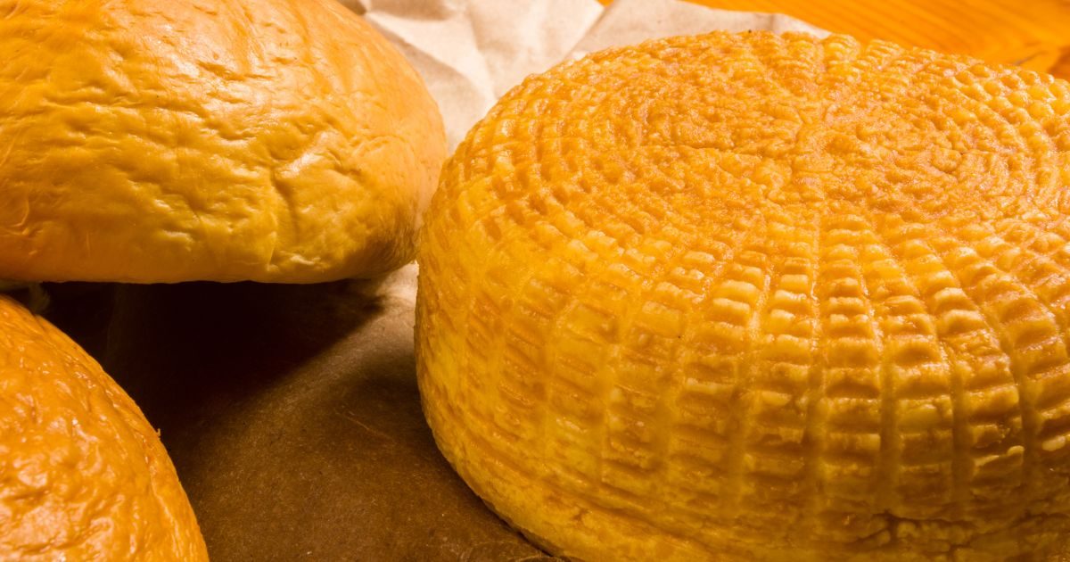 Queso canario artesanal de Quesos Bolaños listo para maridaje con vino